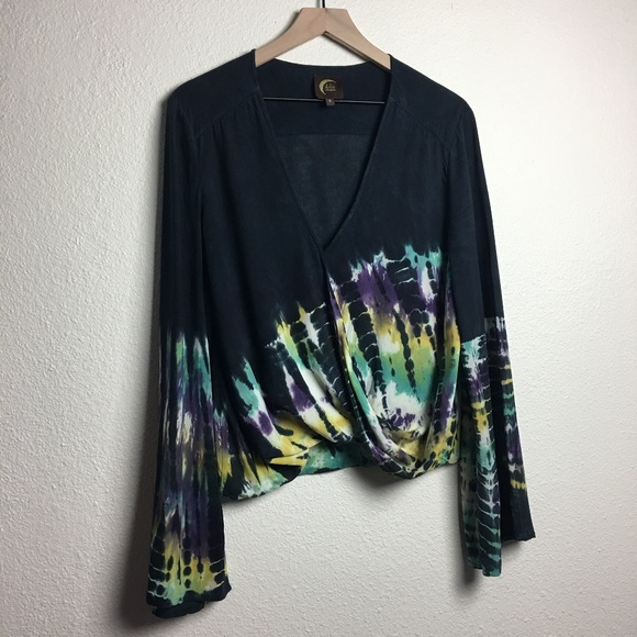Blu Moon Tops - Blu Moon Bell Sleeve Top